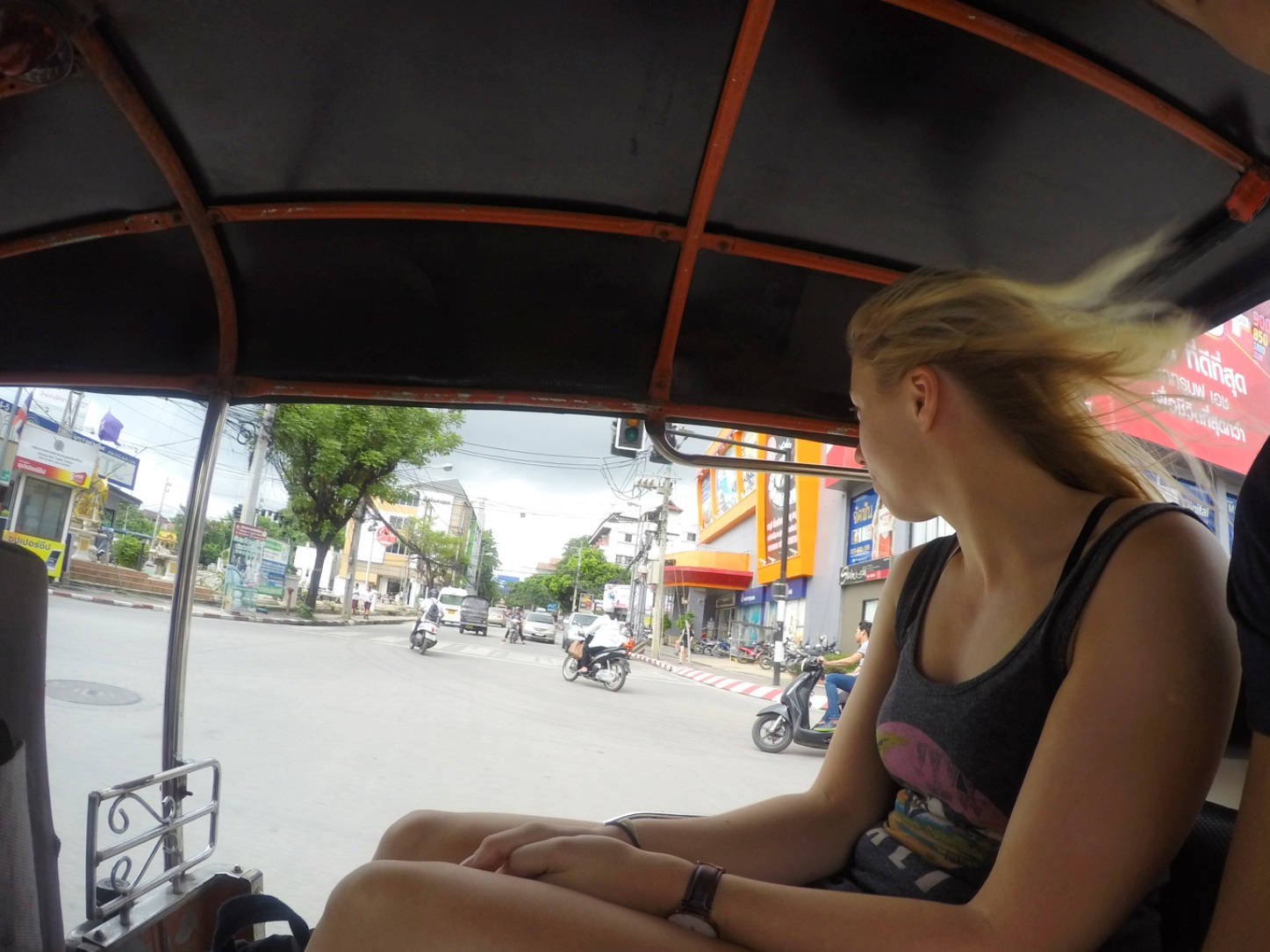 Tuk-tuking around Phnom Penh 